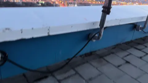И меня снова никто не знает ( ДНБ ) #днб #беговая #павелецкая #павелецкаясити #3ЦП4 #Д4 #эд4м #levelmrgroup #pavcity #кософар #жд #вечер #зцпч2025 #ржд #элька #каеф #каеф #кайфарик #мдз #руф #руфинг #баян #москвасити #moscowcity #moscow #roof #roofing