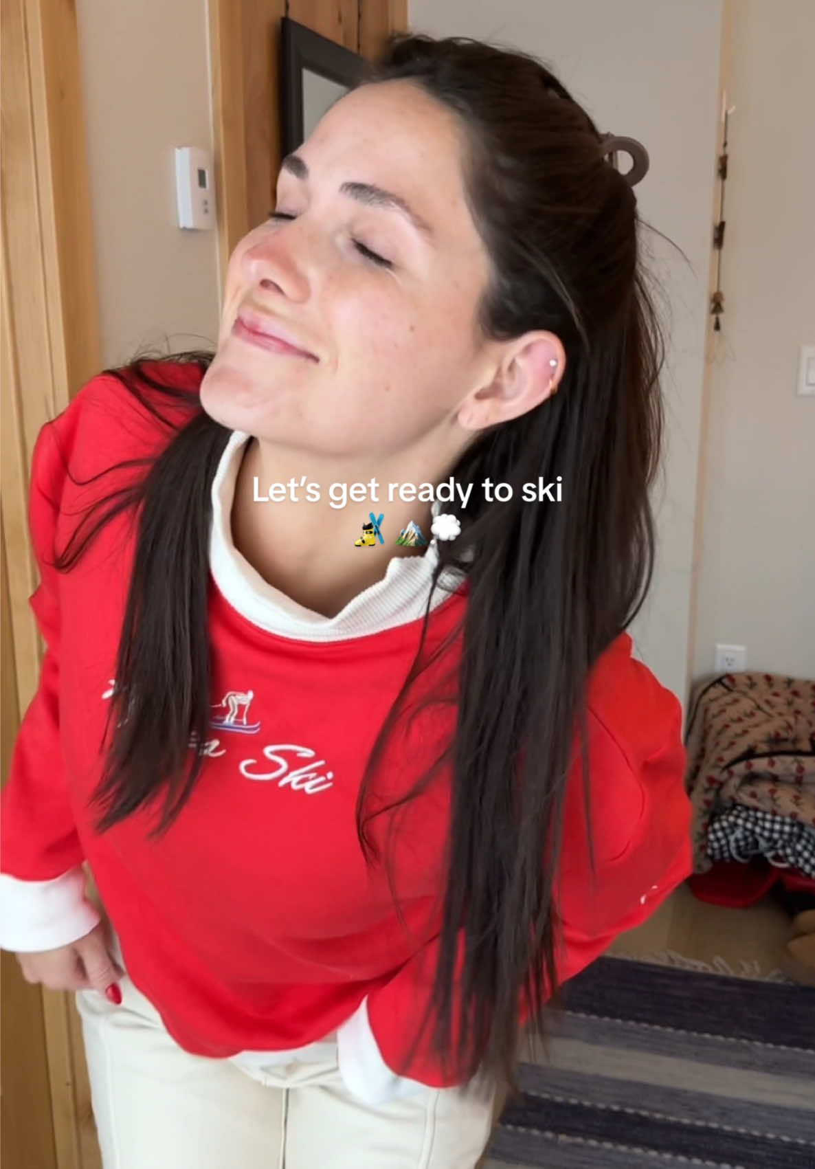 Spring skiing is on the horizon yall @Halfdays @Alo Yoga @Dippin’ Daisy’s  #ski #skiing #skiingtiktok #getreadytoskiwithme #grwm #foryoupage #forthegirls 