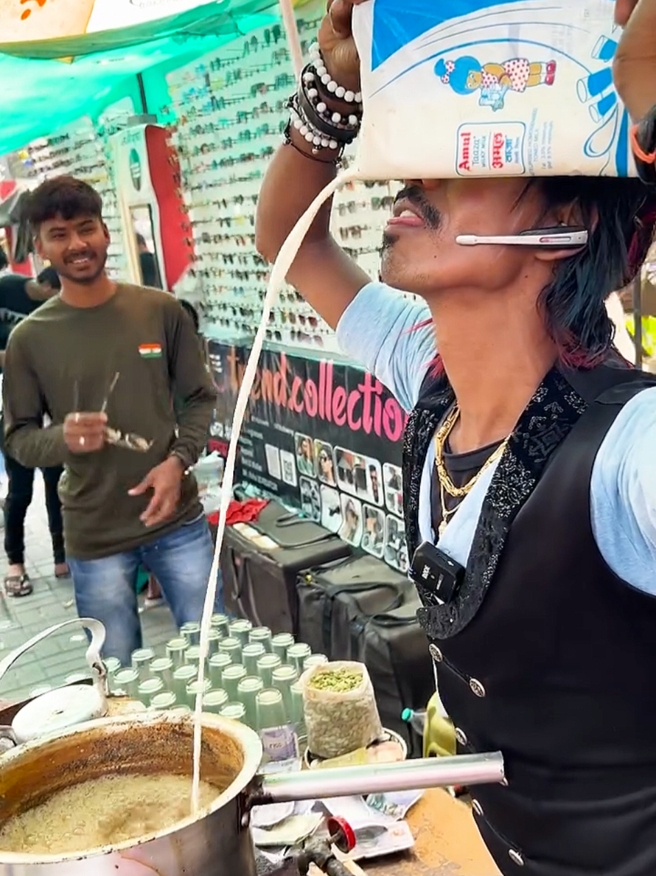 INDIAN COFFEE WITH CUPCAKES.    Masala chai, also known as Indian coffee, is a hit in street cuisine #india #streetfood #streetfood_world 