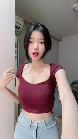 ID Tiktok : #angeleemarianne 🌴                            #balinesepride #balinesegirl #jegegbali #cewebali #fyp 