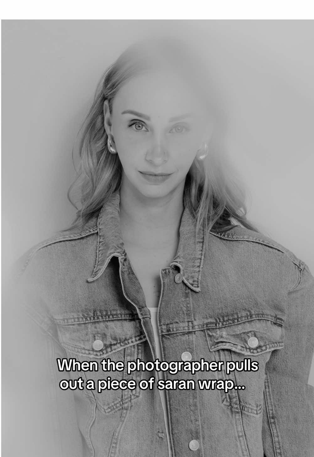 I couldn’t stop laughing but omg it’s so cool 😎 @Caroline In The City 🇨🇦 #photography #photoshoot #PhotoHack #photomagic 