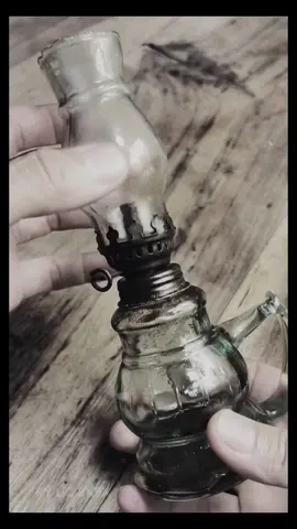 Những ai sử dụng “ Đèn dầu “ để học bài chắc hẳn cũng không còn trẻ nữa #fyp #tuoitho #xh #viral #kyuc 