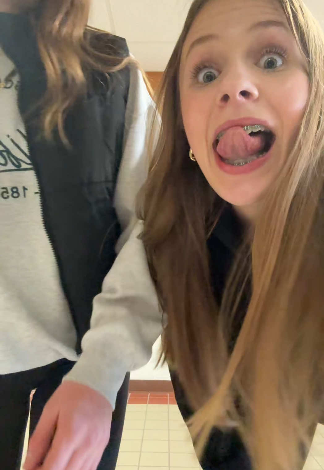 STOP ELLAH‼️‼️😡😡 #fyp #viral #school #like #spanish #blowthisupforme 