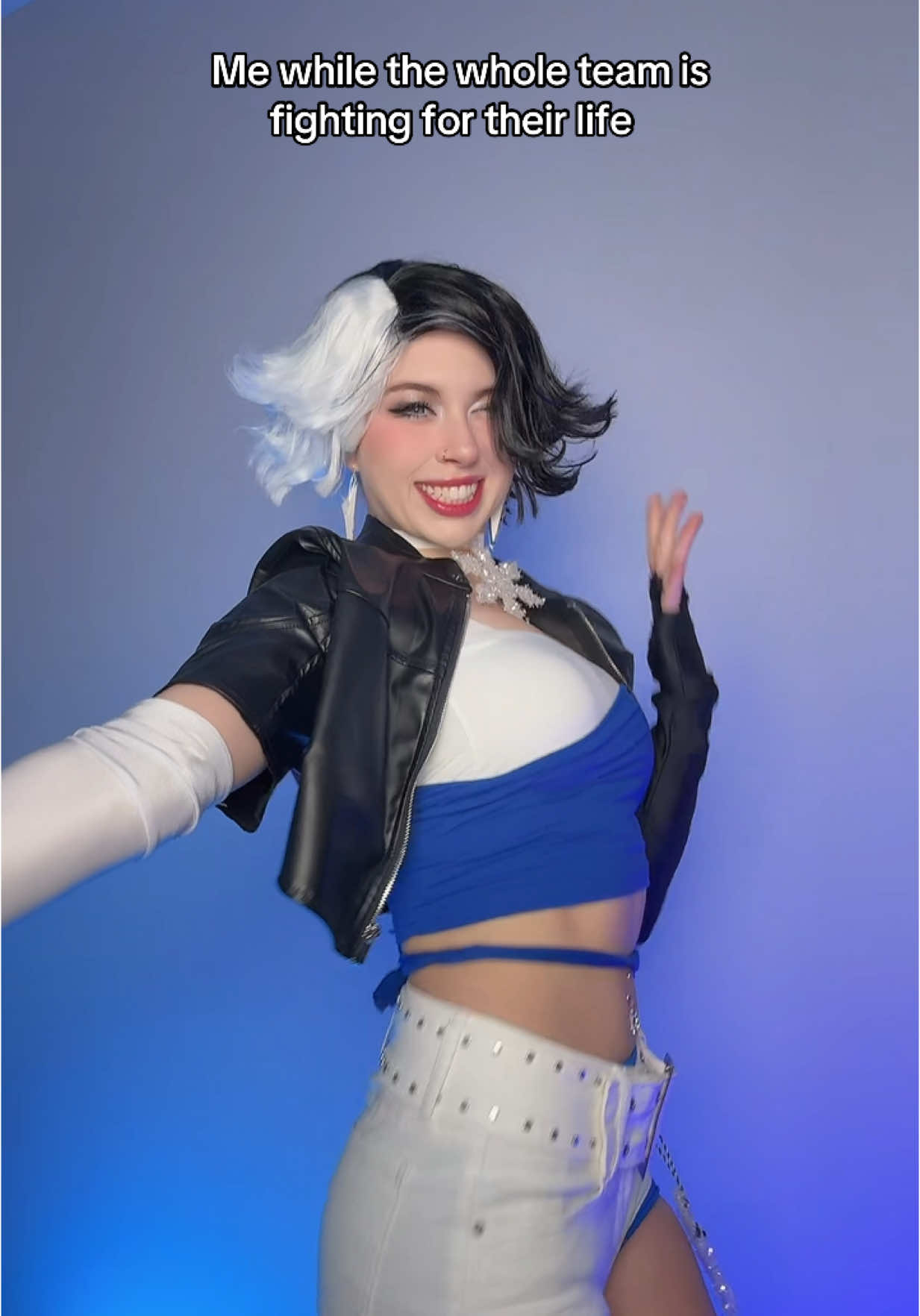 Every Luna snow player ever:  #marvelcosplay #marvelrivals #lunasnow 