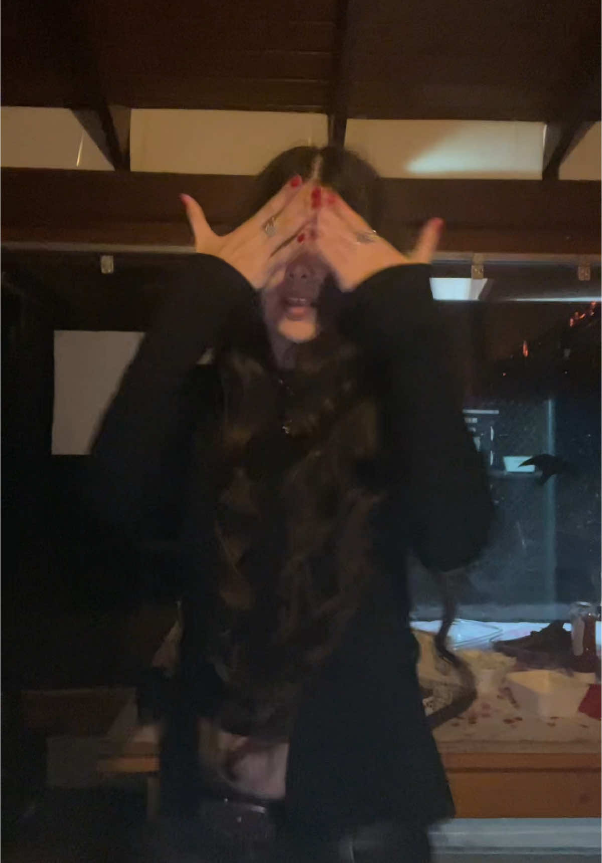 Mas lentito💃⭐️ | dc:?? #dance #dancer #dancetrend #dancechallenge #fy #realdancer #spanish #maslentito #brunette #longhair #outfitinspo #romaniangirl #pentrutine #perte #curls #allblack #romaniatiktok #viral #fyfy #fyp #viralll #ecko 