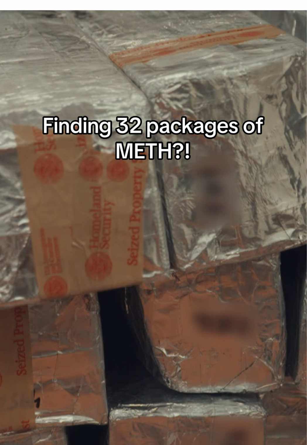 Watch as officers uncover 32 suspicious packages hidden in a vehicle at the US-Mexico border 📦 #Contraband: Seized at the Border. #smuggling #police #borderpatrol