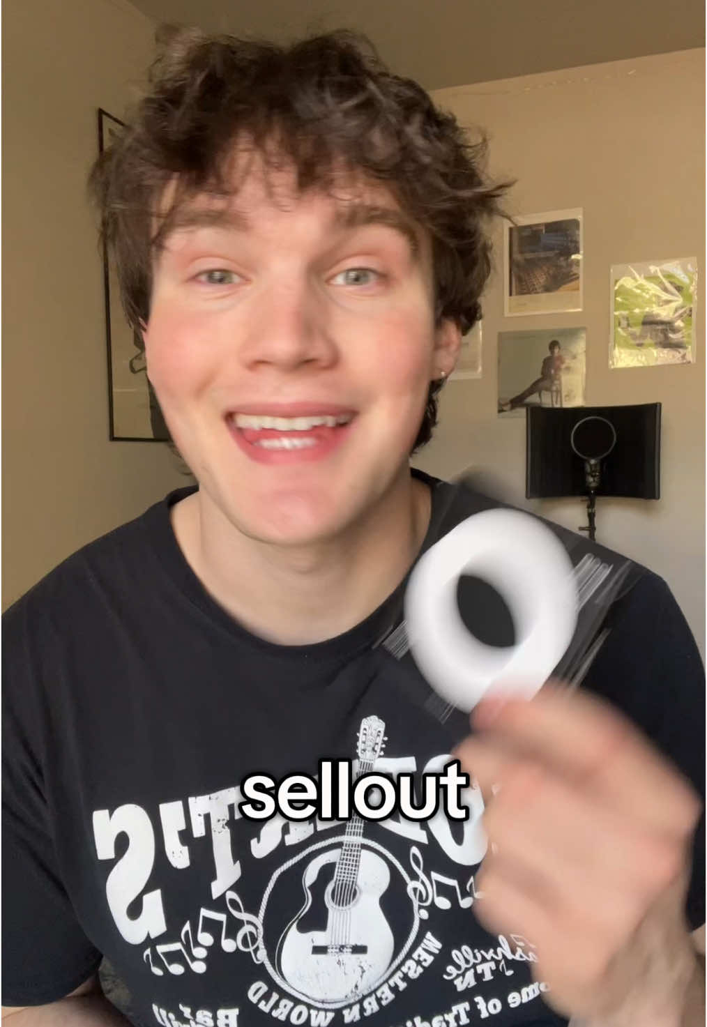 protect ur ears #earplugs 