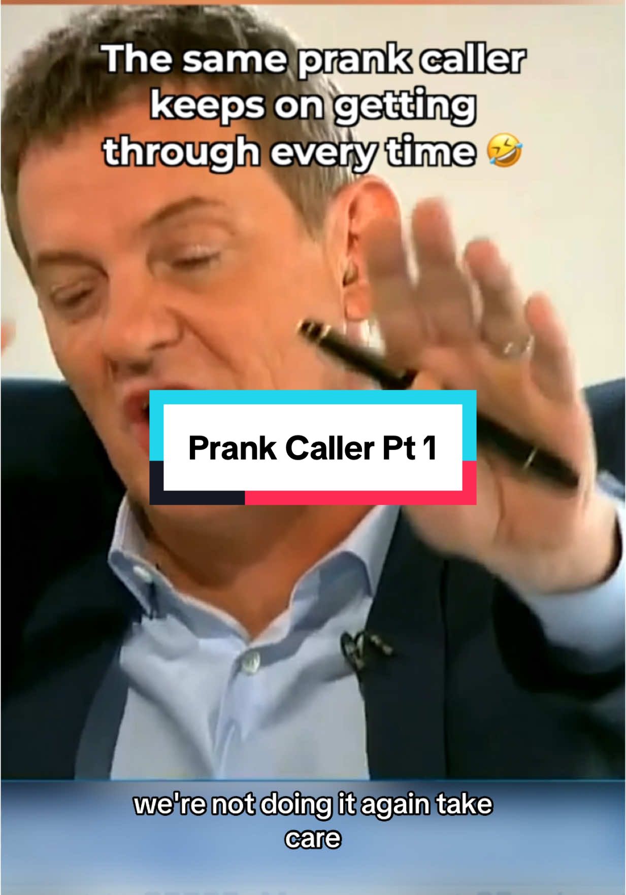 2 in a row, twice 🤣 what a legend. #bloopers #outtakes #funnytiktok  #tik #behindthescene #jokes #funny #tv #british #britishhumour #fannyvideo #prank #britishtv #britishtelevison #markwright #pranks #prankcalls 