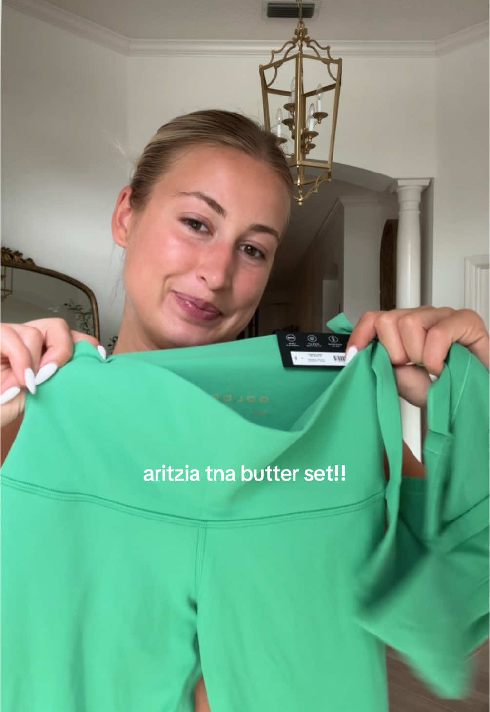 @Aritzia yet another added to the collection 🥰🥰🥰 #fyp #haul #workout 