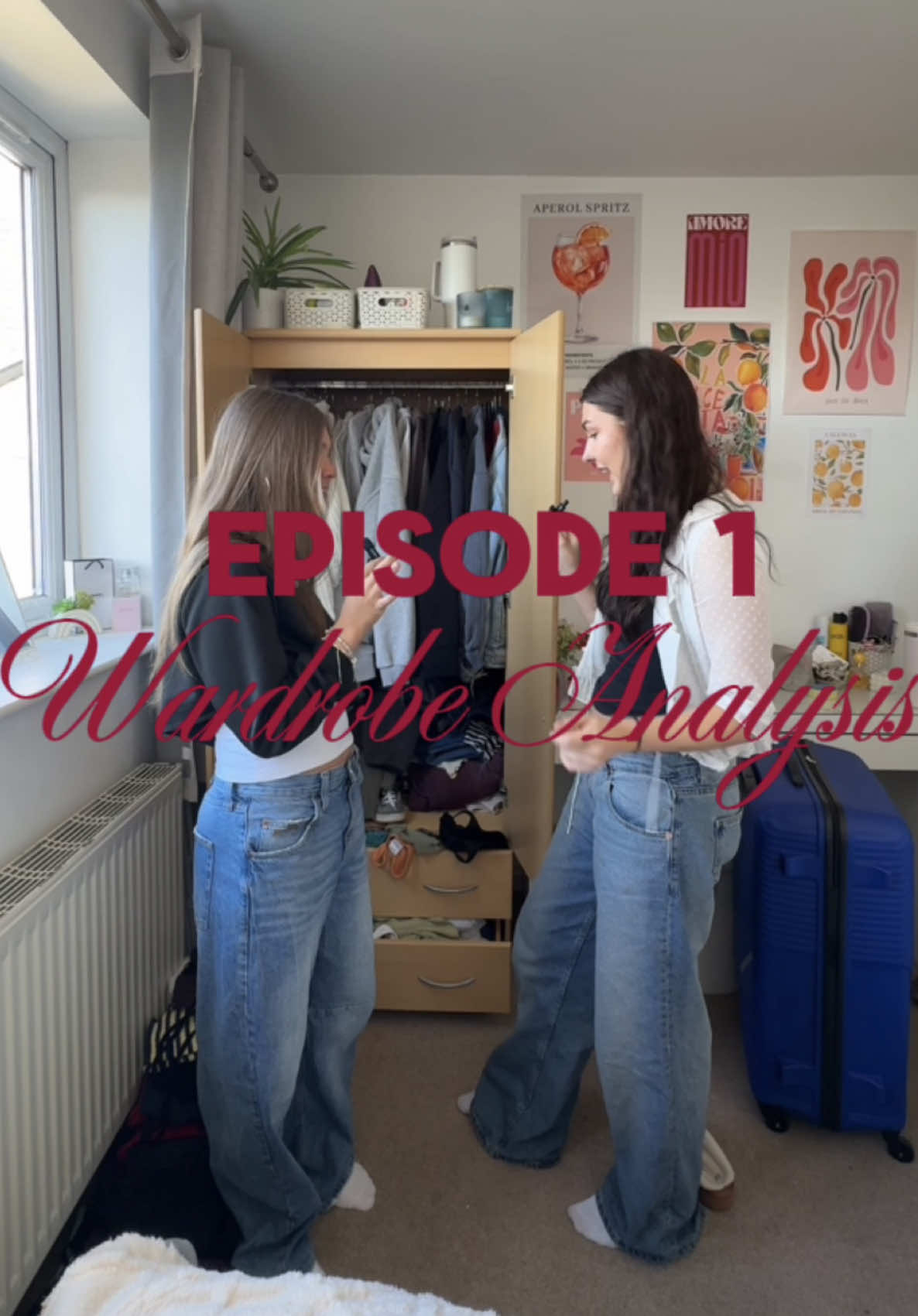 EPISODE 1-WARDROBE ANALYSIS 🌟 Episode 1 is all about finding out what works and what doesn’t in Summers wardrobe. I want to find out what I can do to give her the most functional, curated closet that expresses her individual style 🔥  As a dancer in uni 5 times a week, Summer finds it difficult to ditch the joggers and create outfits she feels confident in. It’s clear she knows how she wants to dress it’s just the case of having the time to search for her dream wardrobe, and understand how to pair items together💅  #wardroberefresh #wardrobedeclutter #secondhandfashion #wardrobereset #preloved #thrifted #dancer #unilife 