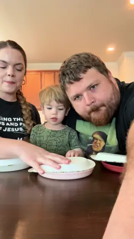 Giving the kids empty plates for the cookie challenge 
