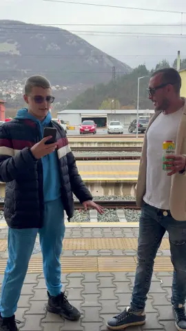 Какво мисли Кочката за легализирането на Мари*уаната в България? || #tiktok #fyp #foryou #viral #bulgaria #jororeporter #svoge #kochkata