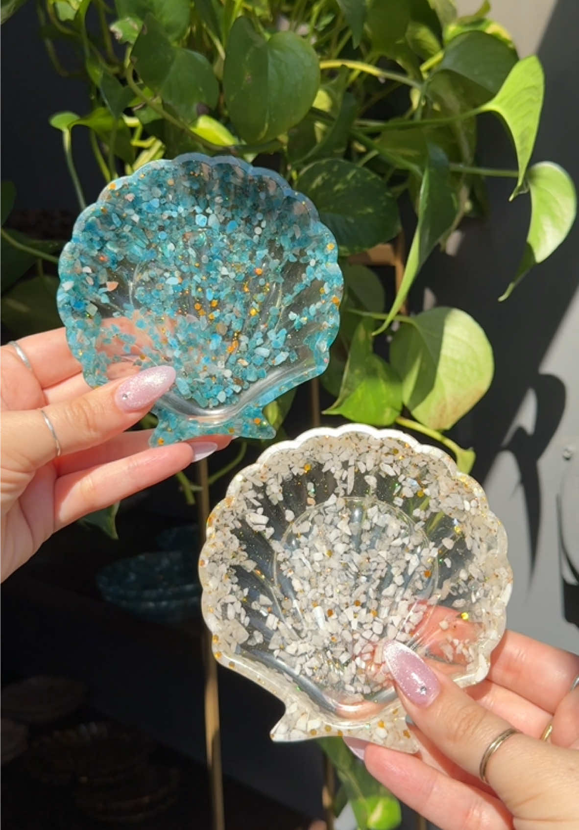 Shell bowls are back 🐚  #crystalsoftiktok #tiktokshop #crystals #gemstone #crystalshop #crystaltok #gift #shopping 