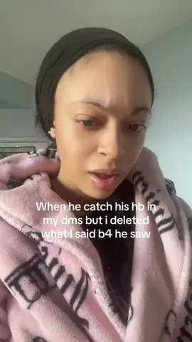 Omggg why is he talking to himself in my dmmmm🙄🙄🙄😭 #lmao #fy #trollin #foryoupage #wth #dms #hb #friend #deleted #shocked #fypシ 