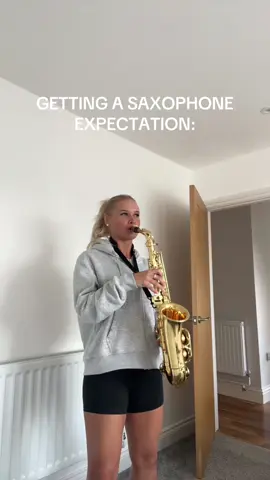 Anyone got any tips?😂😂😂   #saxophone #instrument #fyp #musicalinstrument #learningtoplaythesaxophone #sax 