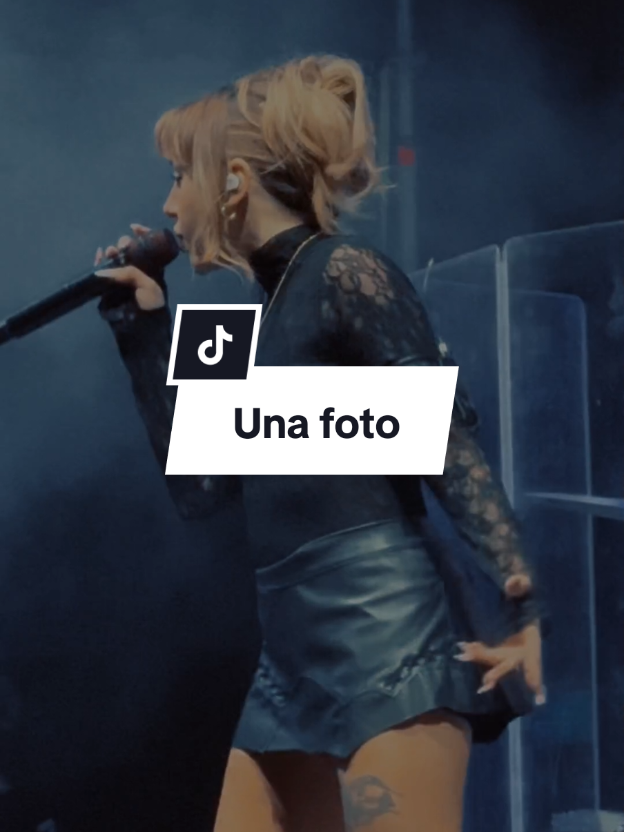 Tírame una foto📸 #reels #lyrics #music #tusrolitasfavoritas #unafoto #nickinicole 