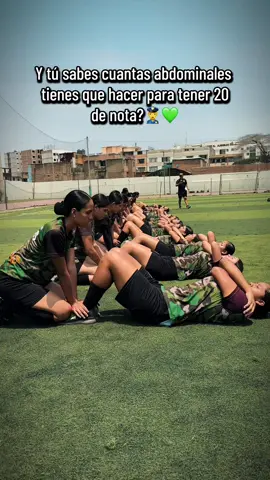 Vamos con todo muchachas🫡✅💚💪👮🏻📝#academia #atlas #policia #perú #abdominales #pnp #admisión2025 