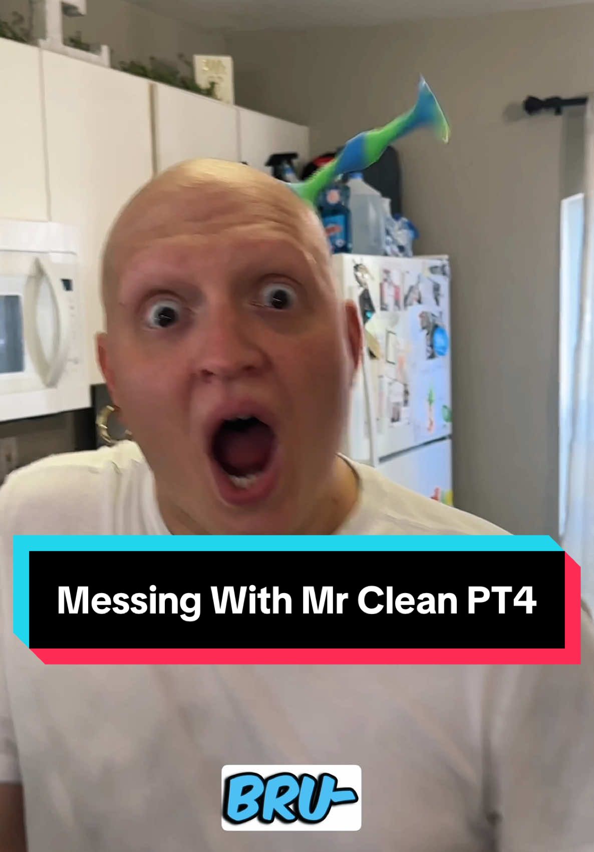 Messing with Mr clean PT4 #funny #comedy #gamer #relatable #humor #skit #bald 