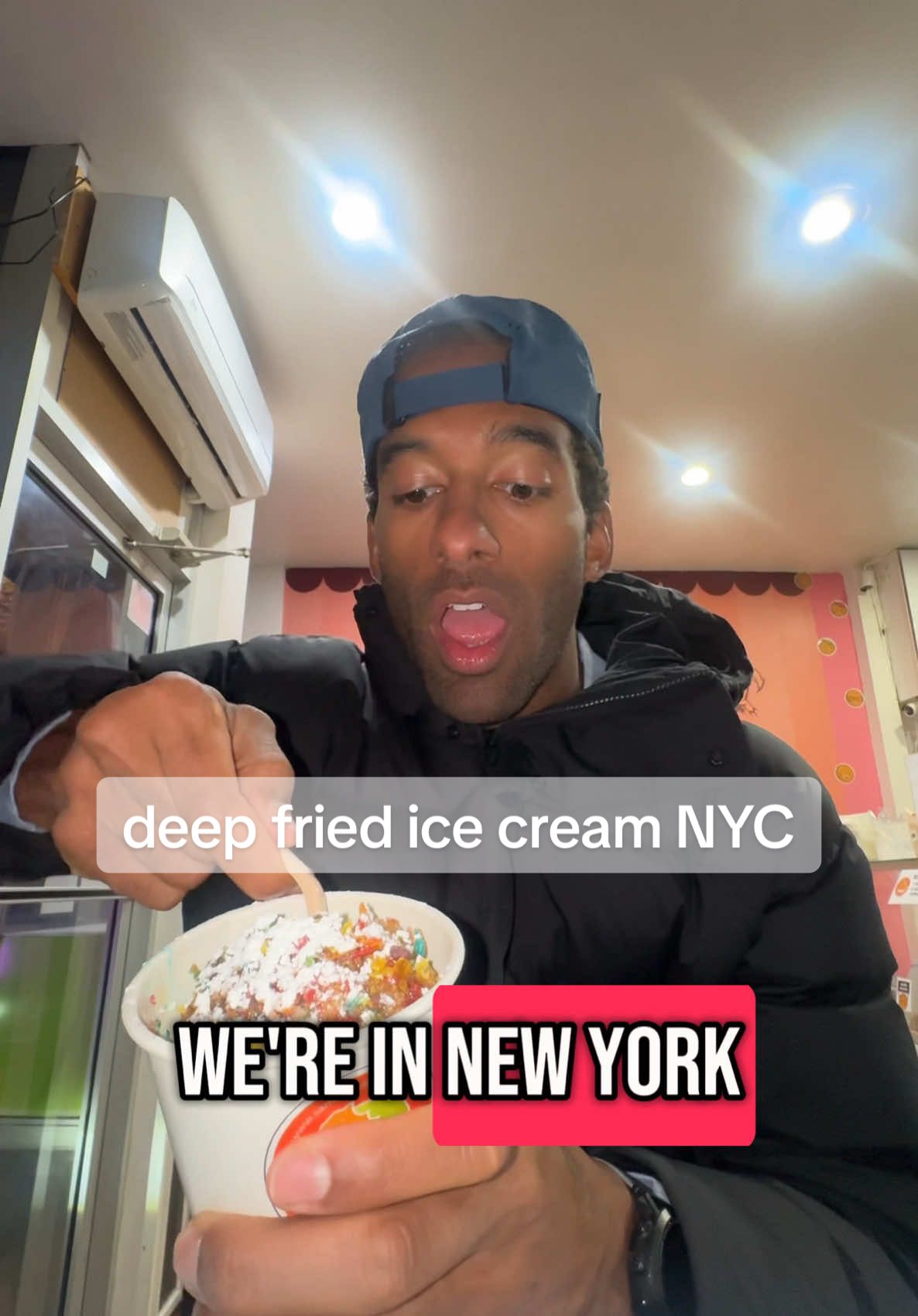 trying Sam’s Deep Fried Ice Cream in New York City 🍦