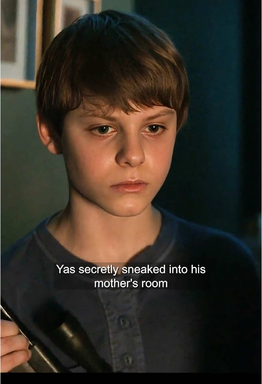 Mom Might Be an Imposter? His Chilling Discovery That Creeped Out the Internet 👩‍👦❌#FakeParent #identitymystery 