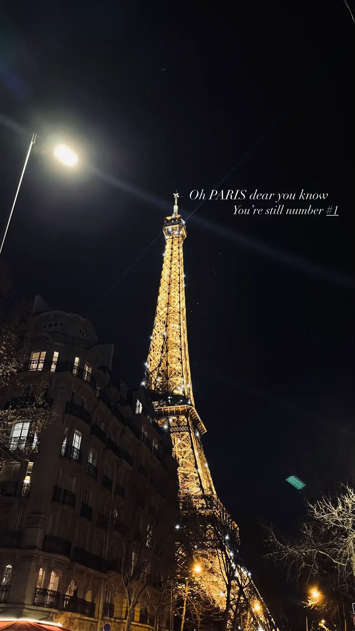 Have fun! #europe #paris #france #prancis #🇫🇷 #4u #holiday #fypage #menaraeiffel 