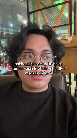 makasih ya walaupun cuma sebentar aku bahagia kok