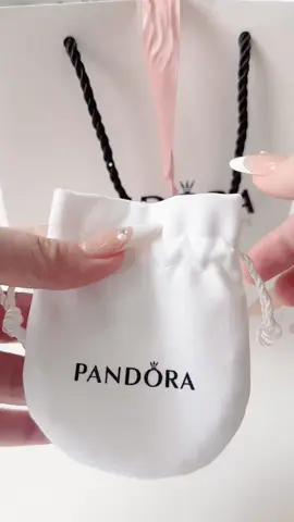 Lắc tay cỏ 4lá may mắn 🍀 #CapCut #xuhuong #fyp #octoberrjewelry #pandora #fullbox #octoberjewelryvn #viraltiktok #2025 