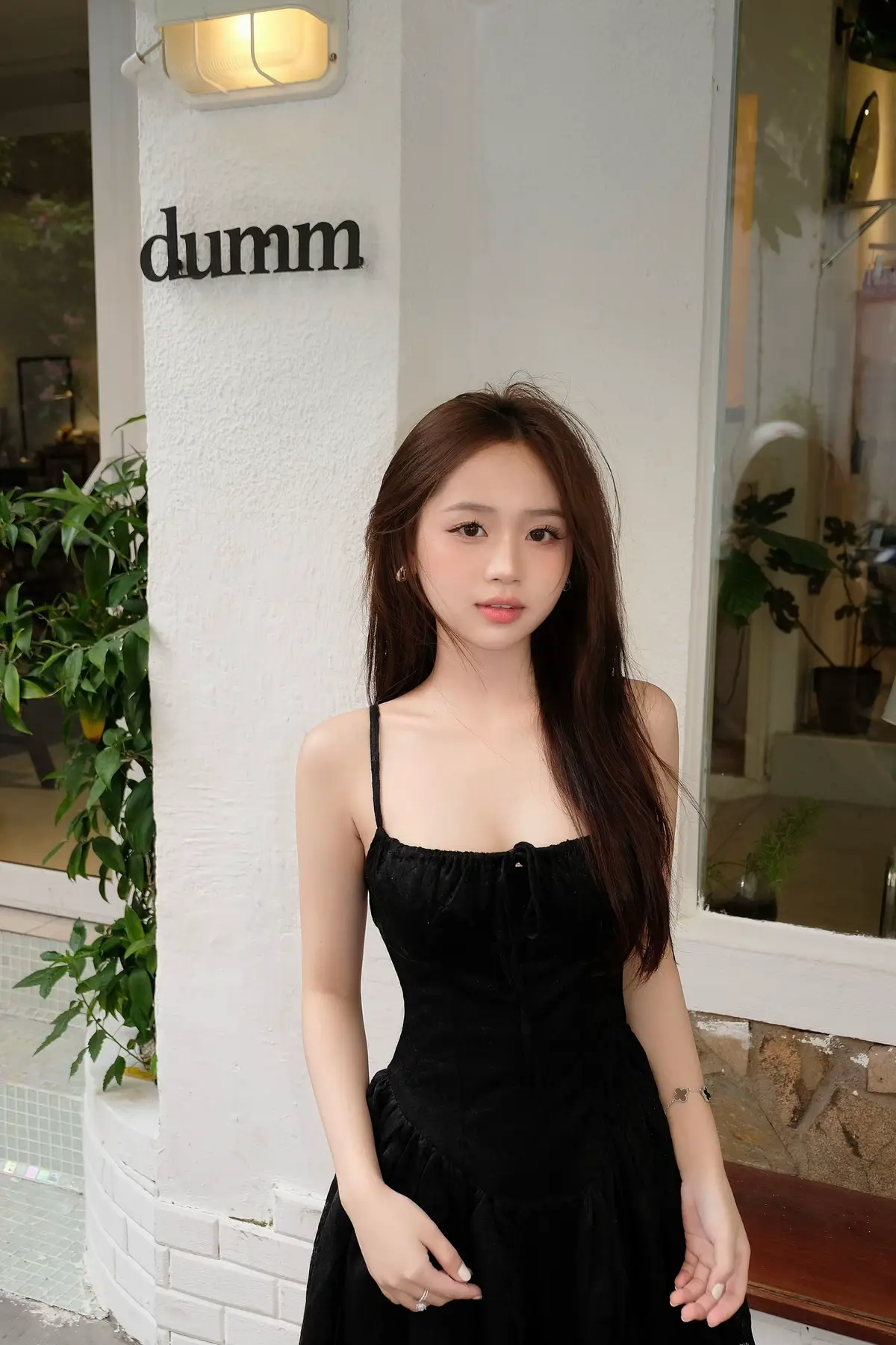 when we're apart, n I'm missing u I close my eyes and all I see is u, the small things u do