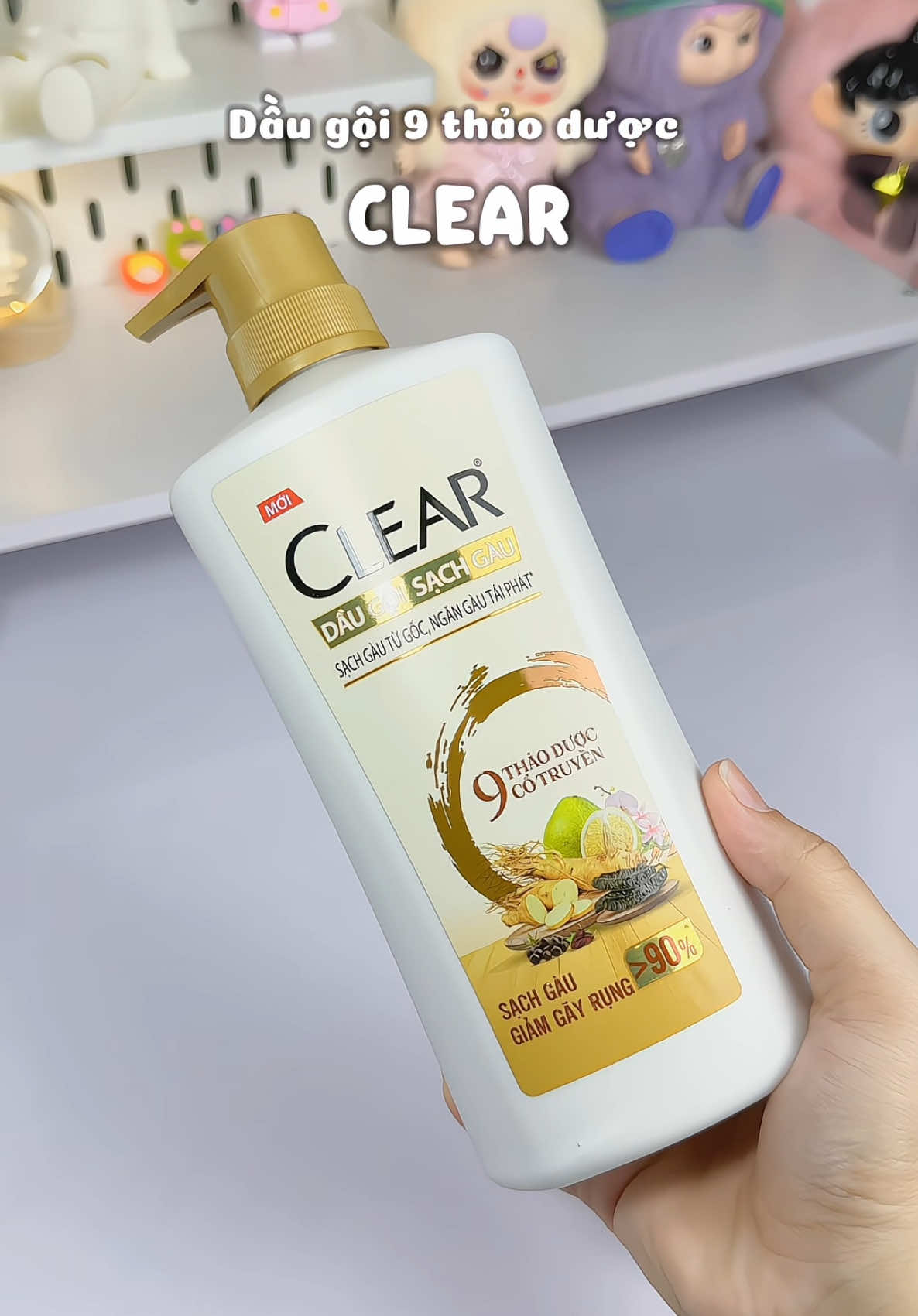 Dầu gội Clear 9 thảo dược cổ truyền #clear #daugoiclear #daugoiclearthaoduoc #hoptaccungunilever 