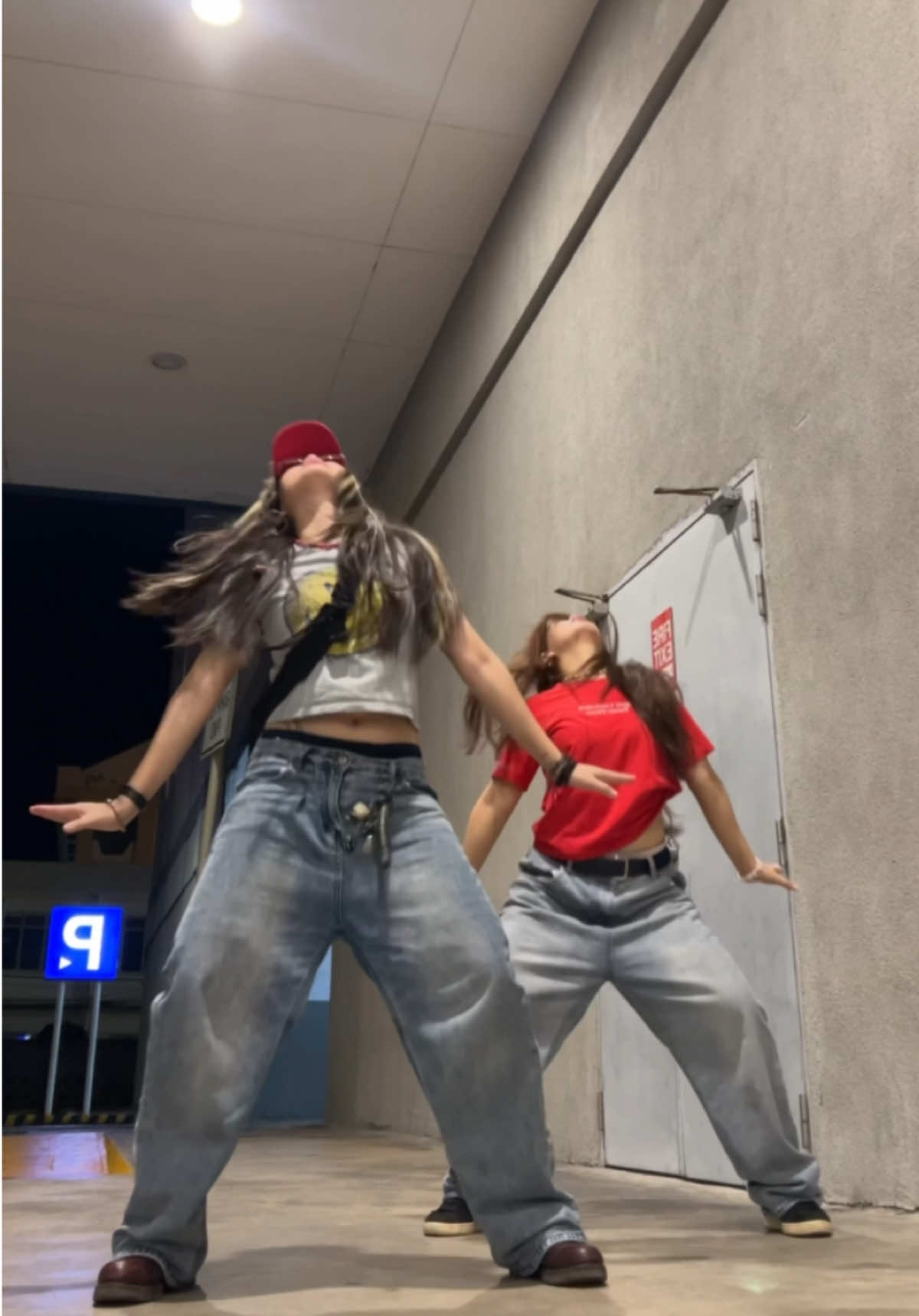 Yuuuh 🍄 @Dani Armeña #pleaseme #brunomars #cardib #dancechallenge #trend 