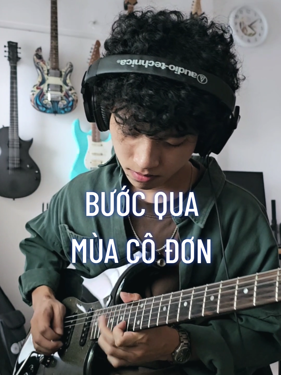 Mùa thu rơi vào em... 🍂 vào trong giấc mơ hôm qua... #fyp #guitartok #vu #buocquamuacodon #electricguitar #choppi 