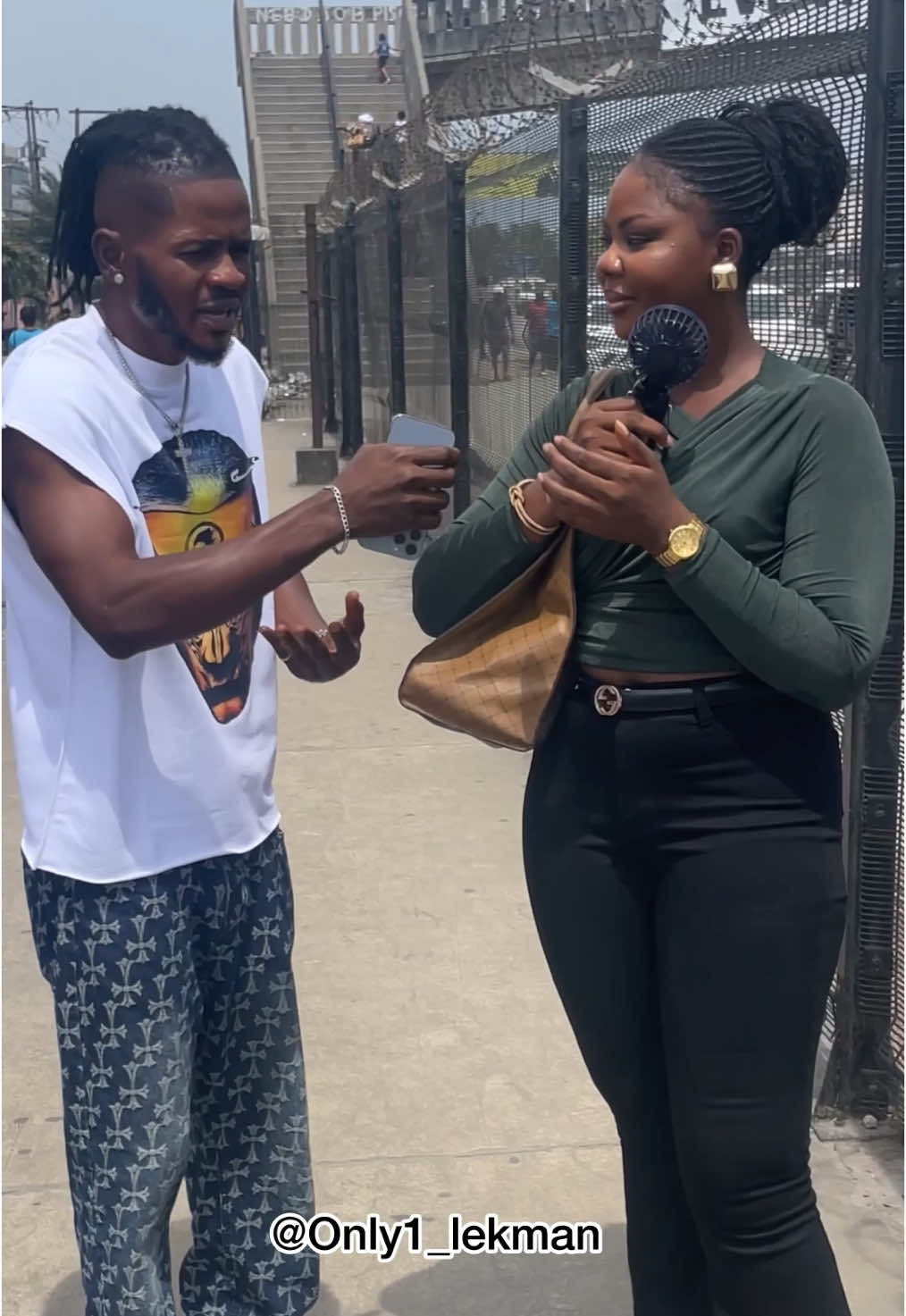 She didn’t see that coming 😇 👏 @Creatlie is a new social media platform designed for users to share, engage with short form videos with its unique features like using vn in the comments to express yourself.  All you need to do is go to your playstore or AppStore and download the Creatlie App.  #fyp #fypシ゚ #content #contentcreator #foryoupage❤️❤️ #only1_lekman 