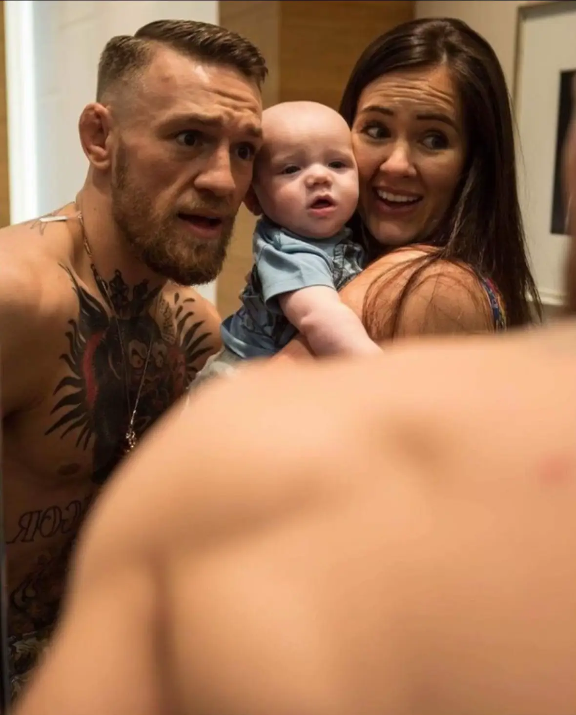#iliatopuria #conormcgregor #dustinpoirier #family 