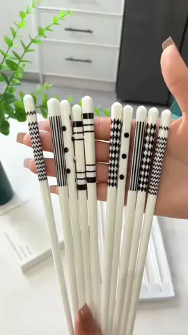 [Combo 10 Đôi Đũa Ăn Bằng Sứ Cao cấp] không nấm mốc, không biến dạng, chống trơn trượt #duasoithuytinhcaocap #duaancom #duaancomcaocap #duachongtron #duachongmoc 