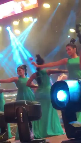 Dance allowed to heartbeat  🦋🥀 u dancers💃💃💃💃  #niroshathalagala #musicalfans #musical #UdancingAcademy@niroshathalagala7 @Ishara_Samarawickrama @Thihari Bagya @Kavi&Paraa✨️❤️  #dancers #UDA #srilankan_tik_tok🇱🇰 #girls #liveshow #viraltiktok #fyp #fyppppppppppppppppppppppp 