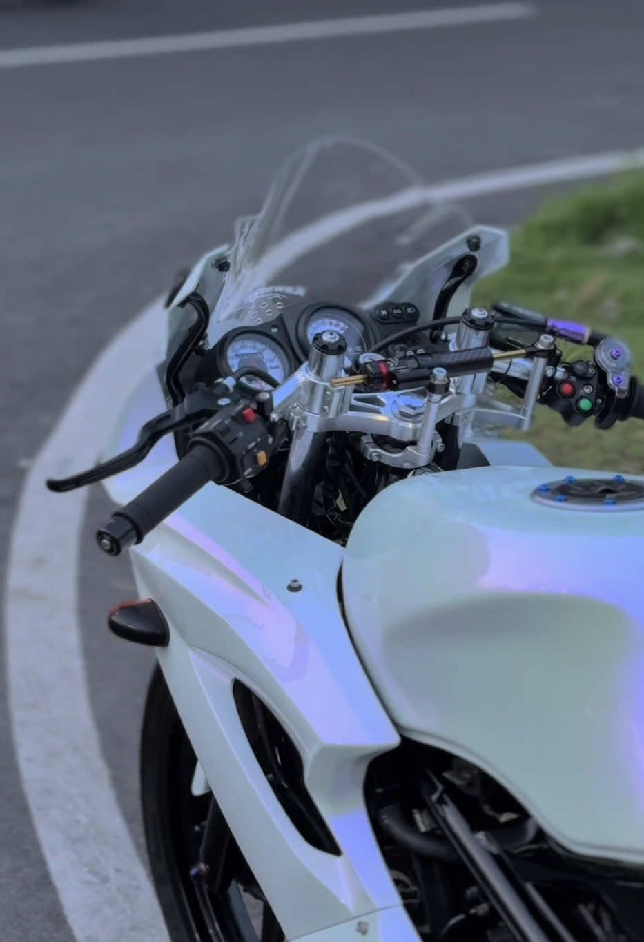 tidak hedon,yg penting simpel dan bersih biar tetap terlihat cakep @RB concept #fypシ #ninjarrnew #ninjamodifikasi #twostroke #ninja #rrnewputih #trending 