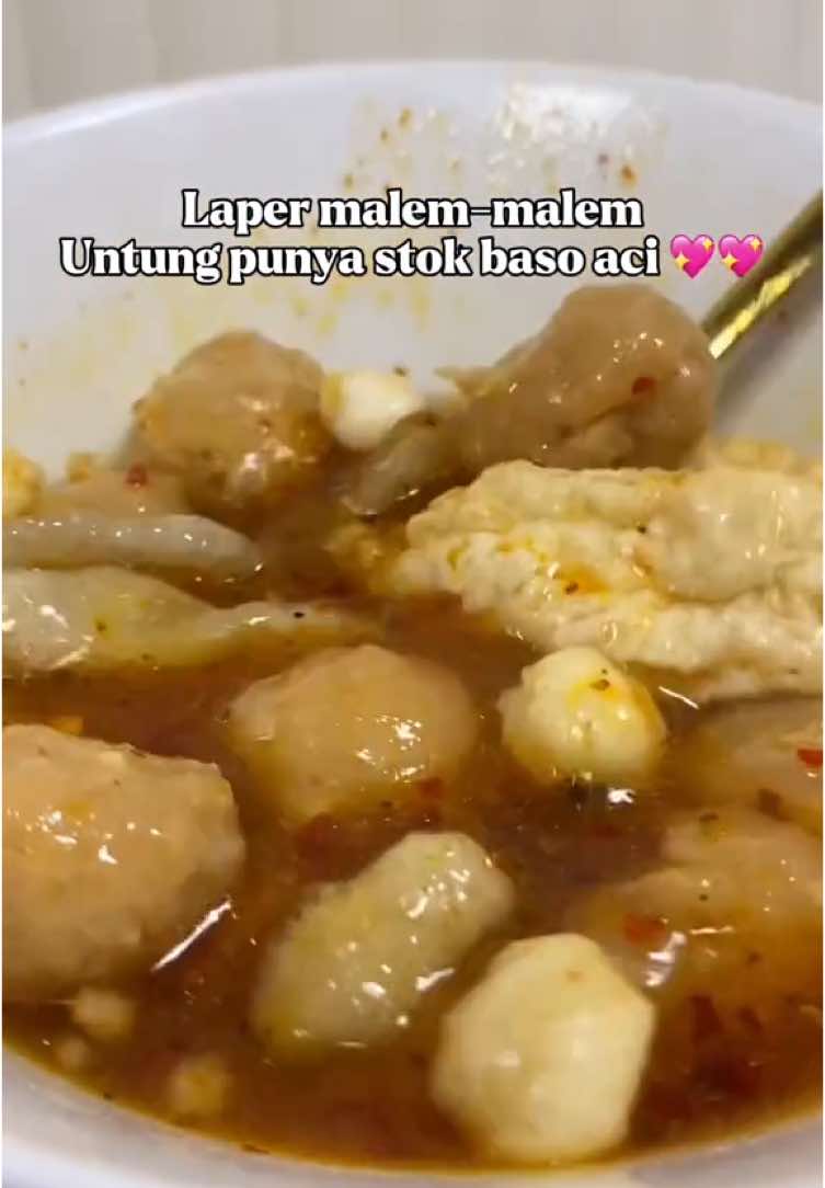 Cinta banget sama baso aci 😍🫶🏻✨💖 #basoaci #basoacimurah #basoacienak #basoaciayamsuwir #basoaciviral #basoacitulangrangu 