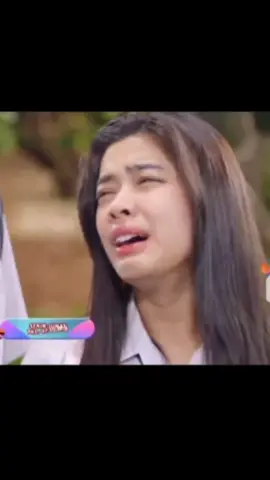 Aku percaya cinta Mohan sebesar itu ke Aqeela begitupun dengan Aqeela tapi seriusan ini terlalu sakit untuk Aqeela 😭 Mohan nggak salah tapi Aqeela juga nggak salah wajar sih Aqeela minta penjelasan dengan kelakuan Mohan yang menurutnya berubah tiba-tiba gini. Gue jadi Aqeela mungkin juga bakal gini. Kata Bu Vem ini masih angin sepoi-sepoinya teman-teman, angin sepoi-sepoi gini aja udah nguras mental Kita apalagi kalau badainya 😭 Kuat-kuat kitaaa apalagi untuk Aqeela. Qeeelllll aaa mau pelok Kamuuu 😭 #fyp #asmaragenz #asmaragenzsctv #aqeelacalista  #aryamohan #fattahsyach #mohan #aqeela #fattah 