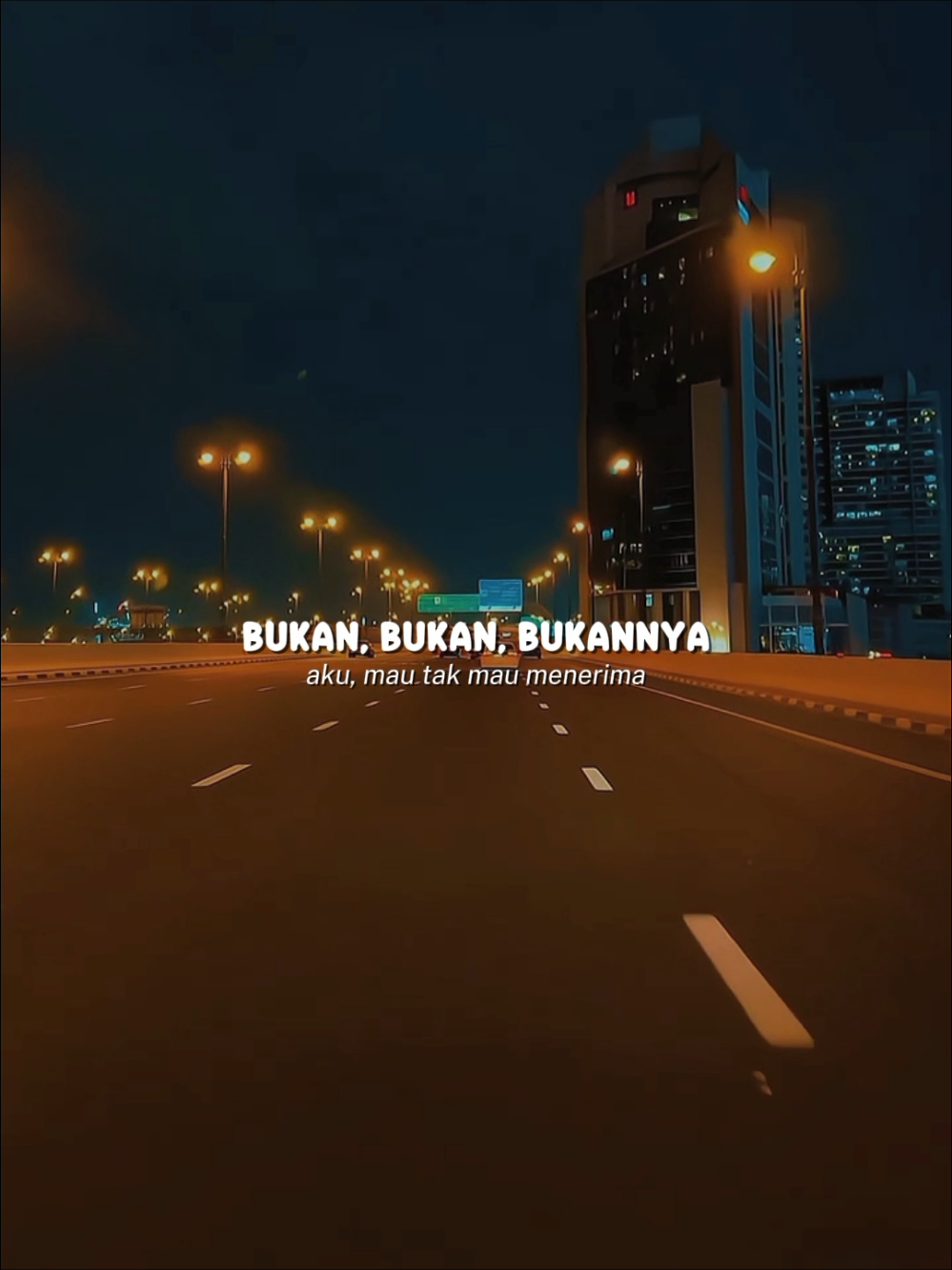 Trauma jatuh cinta [versi template klik logo cc] #gelasretak #trauma #kecewa #lyricsvideo #yrtemplatecreator 