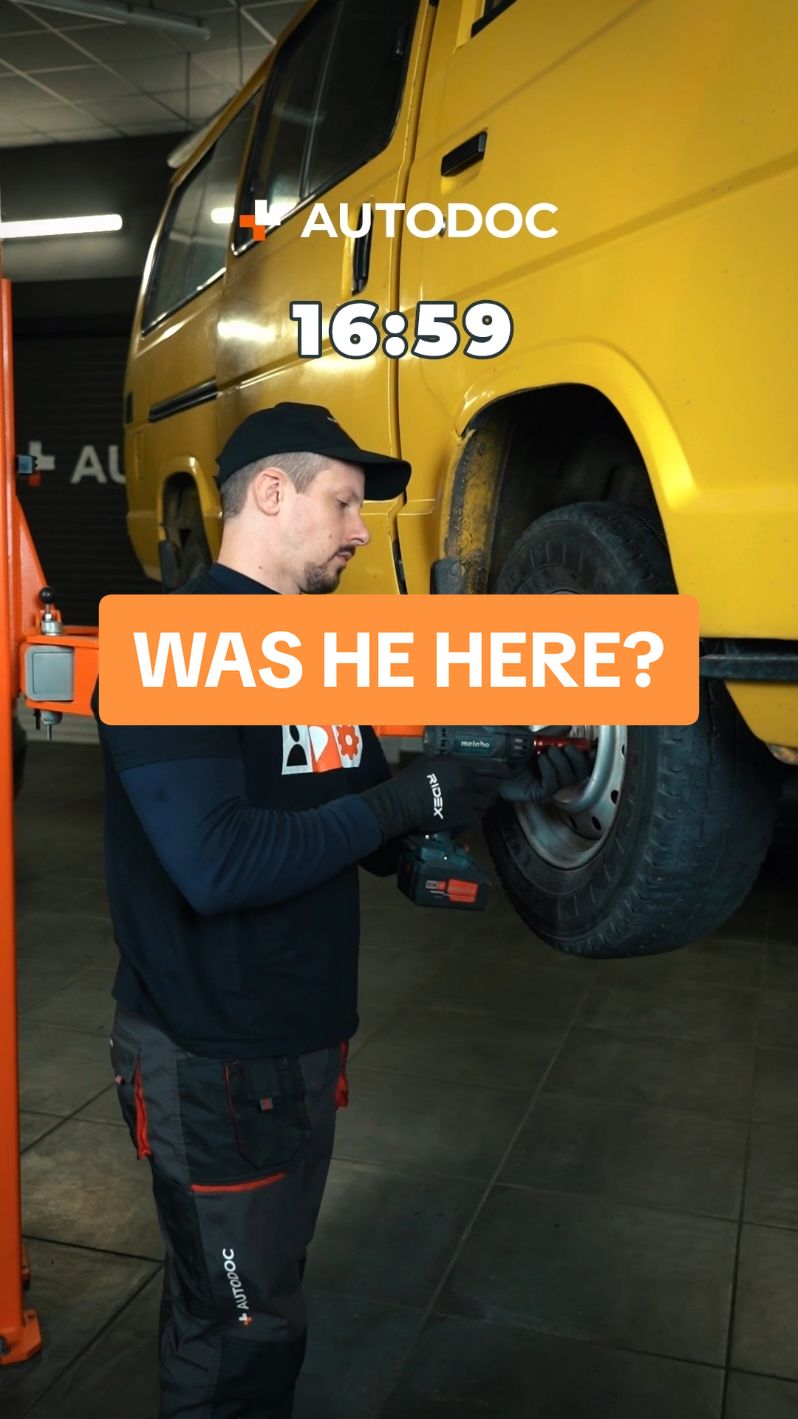 POV: When you're working on a Friday and decide to leave a bit early 😂 
 #autodoc #carfails #garagepranks #carpranks #funnycarmoments #carcomedy #garagefun #laughs 
 #mechanicfails #carjokes #mechaniclife #funnyautomoments #autoprank 
