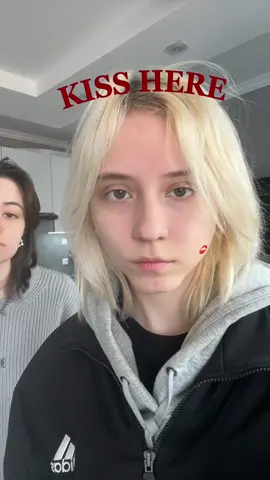 Тгк: не vladik 🐬@я Соня 