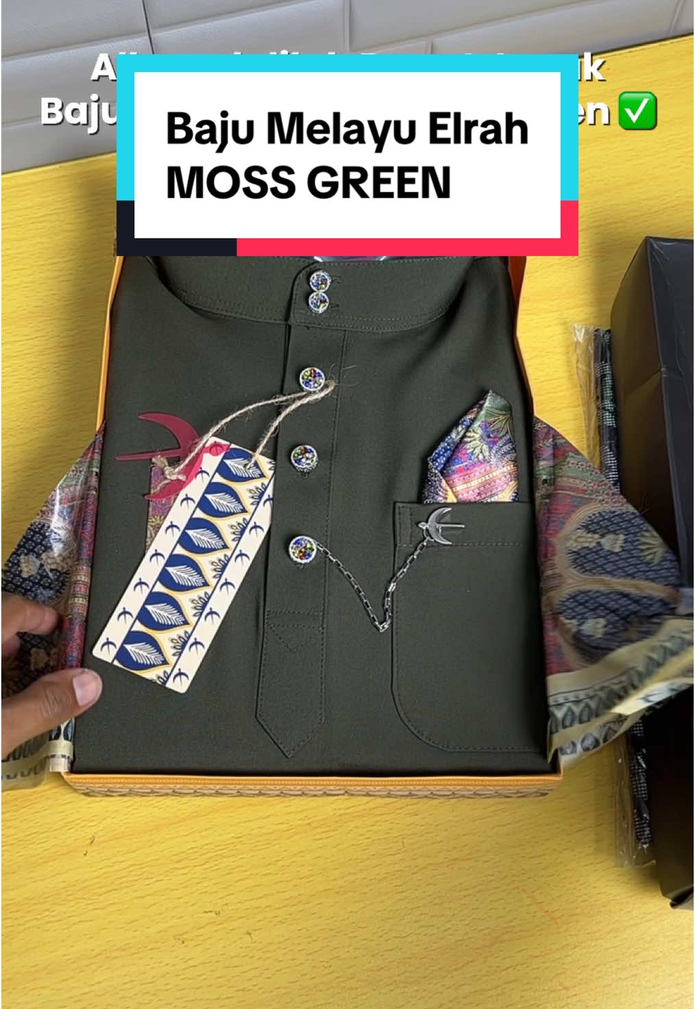 Unbox Full Set Baju Melayu Elrah 2025 ,Padu Teroks #elrahexclusive #elrah #bajumelayu #mossgreen #suhaibyusoff #review #ramadhan2025 #pejuangaffiiliate #shopeehaul #shopeemy 