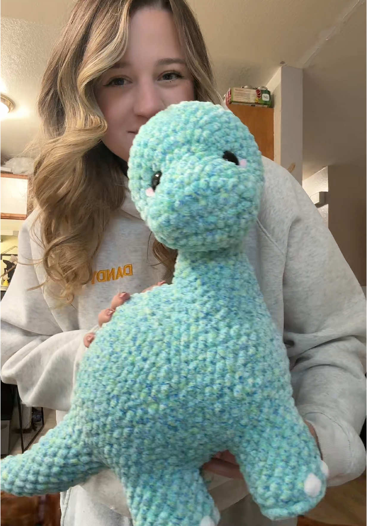 It’s so BIG! I love it!🩵 ✨ Pattern by me, releasing March 29th! ✨ Yarn: @premieryarns sprinkles XL  . . . #crochet#crocheter#crochetgrove#crochetdinosaurs#dinosaure#patternreveala#newpatterna#revealh#crochetinspoh#crochetinspirationh#crochetideash#crochetbrontosaurustosaurus