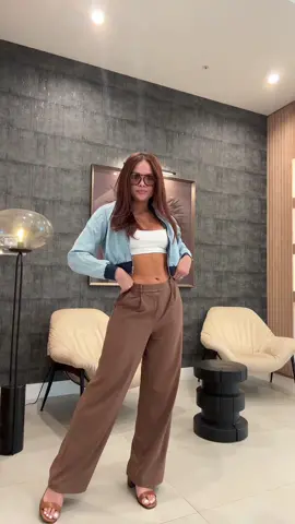 Incredible la perfección del largo 😍  2 por 1 precio 😳 #pants #pantalones #tallgirl 