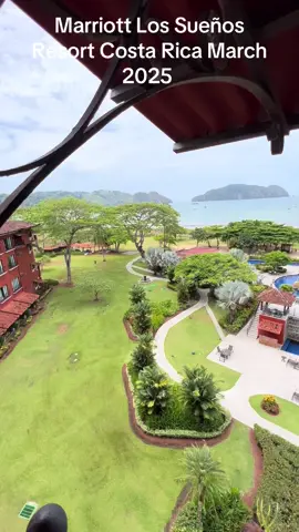 #travelingmoichs #costarica🇨🇷 #vacation #travel #reviews #marriottbonvoy #pools 