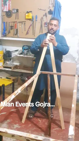 wellcom board stand....woden #mian_events_gojra #gojra #gojraphotography #toba #samundari #barat #bridetobe #walima #roomdecor 