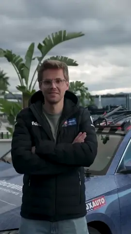 THIS Is Pro Bike Coach, Kristof De Kegel 🫡 . 📺 Watch The Full Video LIVE NOW On #YouTube! 🎬 🔗👉 LINK IN BIO👈🔗 . 🔍Van Der Poel’s Coach Explains How You Should Be Training . . #gcn #roadcycling #globalcyclingnetwork #procyclist #cycling #training #zone2