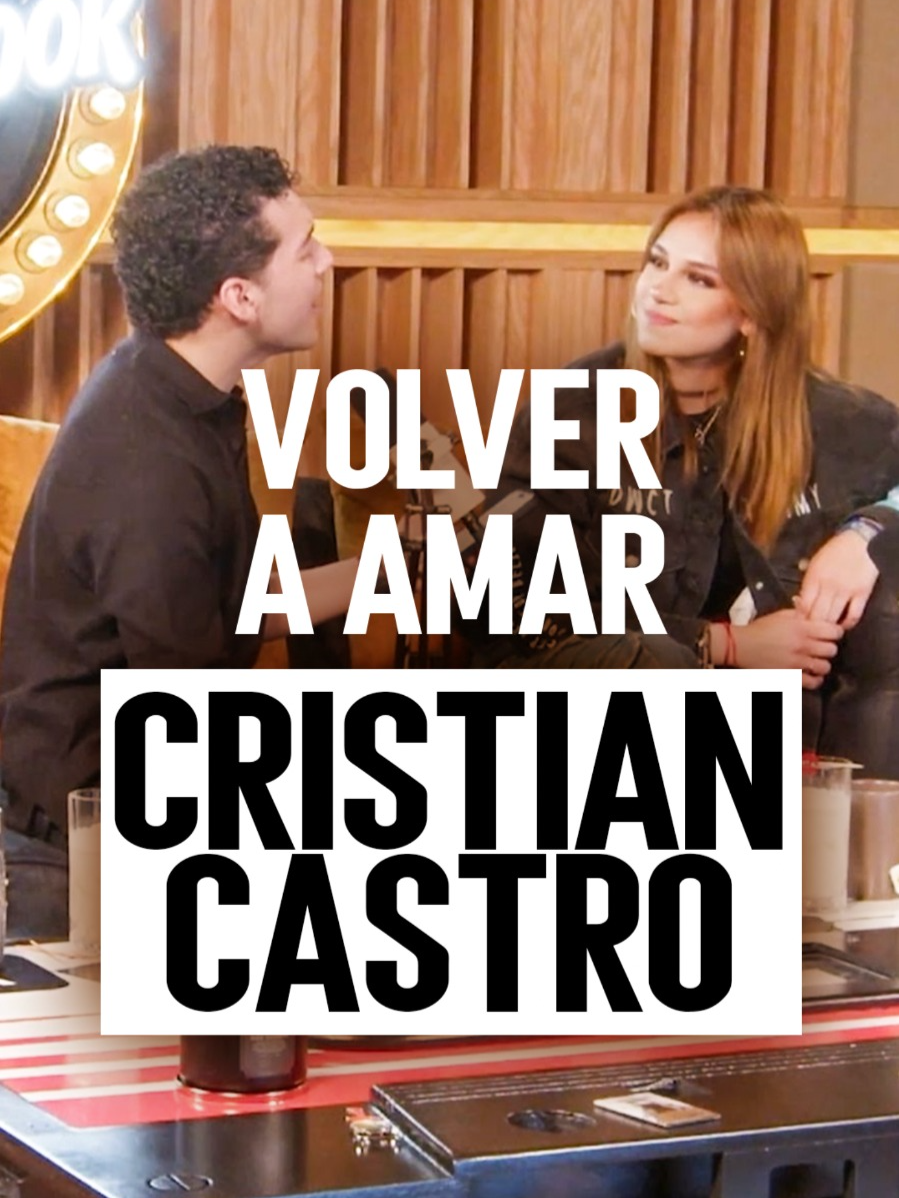 ¡Qué momento tan romántico! 🥰 Y ni hablemos de la increíble voz del crack @mariogiron_of 🤘🎤  YouTube: SongBook 🎸 Martes 9PM #SongBook #DanyDayz #JoeDemikeli #SenseiMedia