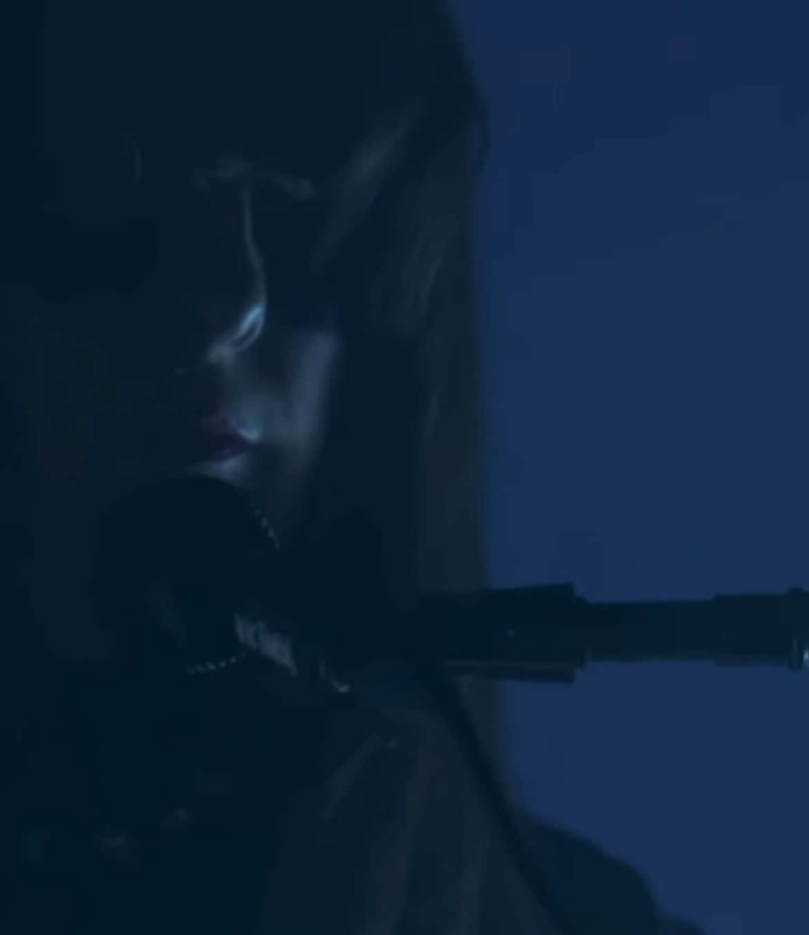 Beach House “Space Song” live at Pitchfork Paris 2018. #beachhouse #live #dreampop 