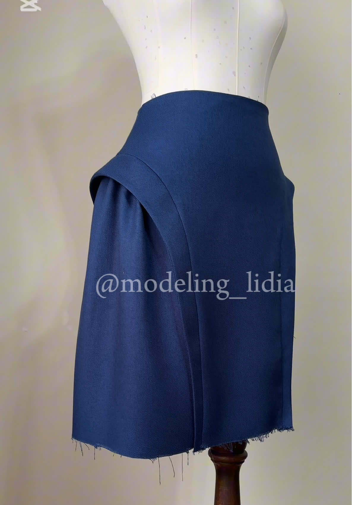 #couturedetails #DIY #hautecouturedress #USASewing #hautecouture #HowTo #designer 